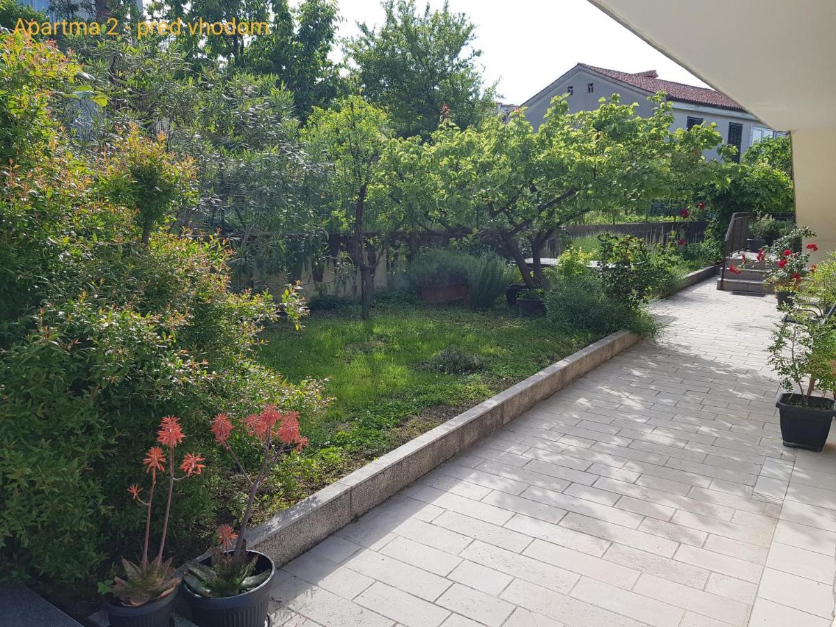 Rosemary Apartment Изола Екстериор снимка